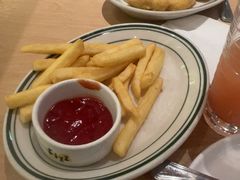 -菲滋意式餐厅(富阳东方茂店)