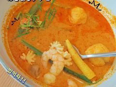 泰式冬阴功配糙米饭-JOYBOX盒里(南湖天地店)