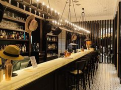 -卡佩罗意大利餐厅及酒吧Al Cappello Trattoria