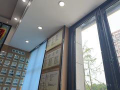 -半岛宠物医院24小时·内窥镜·牙科·碎石中心(府城大道店)