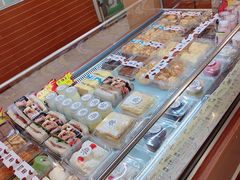 -光明牛奶棚(南泉店)