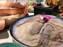 -墨居上隐·院子里火锅(峨眉店)