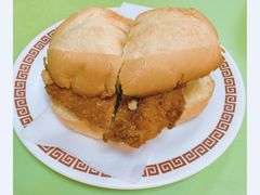 猪扒包-胜利茶餐室