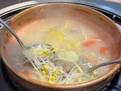 -阿山卓·野生菌火锅·纳西火塘烤肉