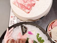 -大牛寿喜烧·和牛放题(香港广场店)