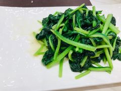 -石榴花新疆清真餐厅(莫愁湖店)