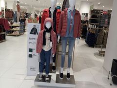 -优衣库(南京建邺万达广场店)