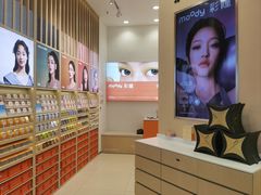 -moody彩瞳(环宇城店)