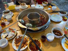 -金鼎雪山牦牛杂火锅(理县总店)