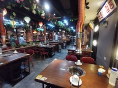 大堂-·缸桶屋·韩式牛肋条自助烤肉(西湖D11店)