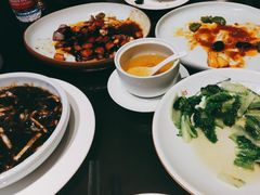 -通安客栈中餐厅·何家小馆