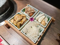 -蘑界·野生菌火锅(深业上城店)