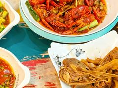 -呷呷好龙虾·湖南常德钵子菜·湘菜(公明天虹总店)