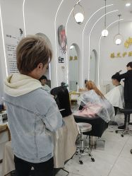 -臻艾Hair Salon
