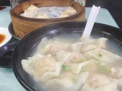 虾仁鲜肉馄饨-食惠里小笼包面馆(越秀店)
