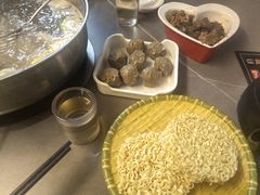 -官塘陈记鱼生·潮汕砂锅粥·牛肉火锅(潮枫路总店)