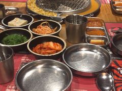-青瓦炭韩潮烤肉(花园道店)
