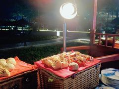 -亚龙湾希尔顿自助餐厅·海鲜·烧烤·沙滩BBQ·现场乐队