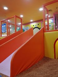 -宝贝渡口儿童游乐园(华南安盛店)