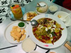 -姚姚酸菜鱼·金戈戈香港豉油鸡(喜荟城联名店)