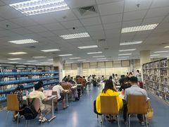 -南山图书馆(常兴路店)