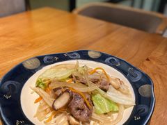 蒜香牛肉炒什菜-武藏日本料理(宝安壹方城店)