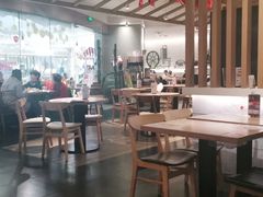 大堂-必胜客(大悦城店)