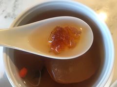 冰糖桃胶炖雪梨-初蓉丨遇见新川菜(亲贤街荣耀店)