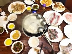-正能量脆肉鲩火锅