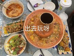 土司铜锅油焖鸡-浩海火燒雲傣家菜(静安芮欧店)