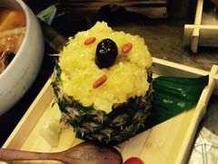 菠萝饭-云海肴·汽锅鸡·云南菜(天津国金汇店)