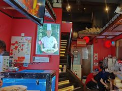 -川流不息·地道川菜·小龙虾(新松江路店)