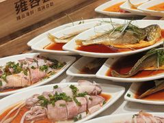 -雍容荟帝王蟹活龙虾展台自助(IFS黑金店)