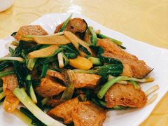 -双月饭店·20年老字号(新村店)