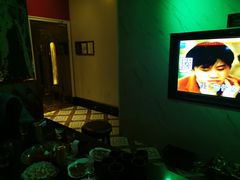 -唱爽新歌KTV