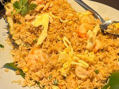 -大头虾越式风味餐厅(光明广场店)