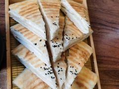 饽饽饼-王明古法砂锅居(开化寺店)