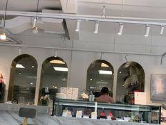 -Fridi Patisserie Cafe