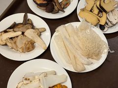 -天宜隆蘑菇宴火锅(石景山旗舰店)