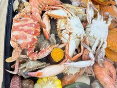 -鹏城人家海鲜酒家·23年老字号(较场尾店)