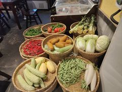 -富正毅三下锅·湘西韵味(天门山索道店)