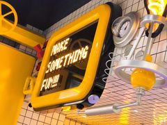 -泡泡玛特POPMART(上海环球港店)