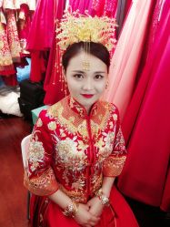 点击看大图 -拉瑞娜LaReine婚纱礼服高级定制