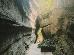 -梭布垭石林景区