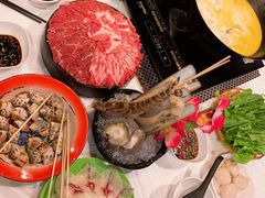 -鲜入围煮花胶鸡海鲜火锅