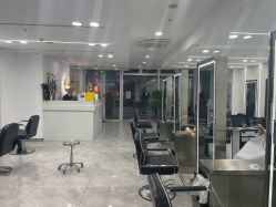 -Coo Hair salon