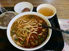 -陇上全荟兰州传统牛肉面(延吉路店)