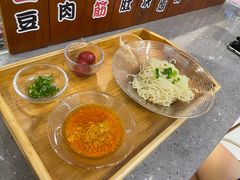 -HIHE Bistro·Oyster Bar(华熙live店)