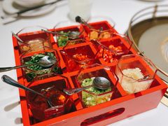 -领鲜天下·焗海鲜·花胶鸡(天目里店)