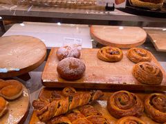 -巴黎贝甜(华堂新辰汇店)